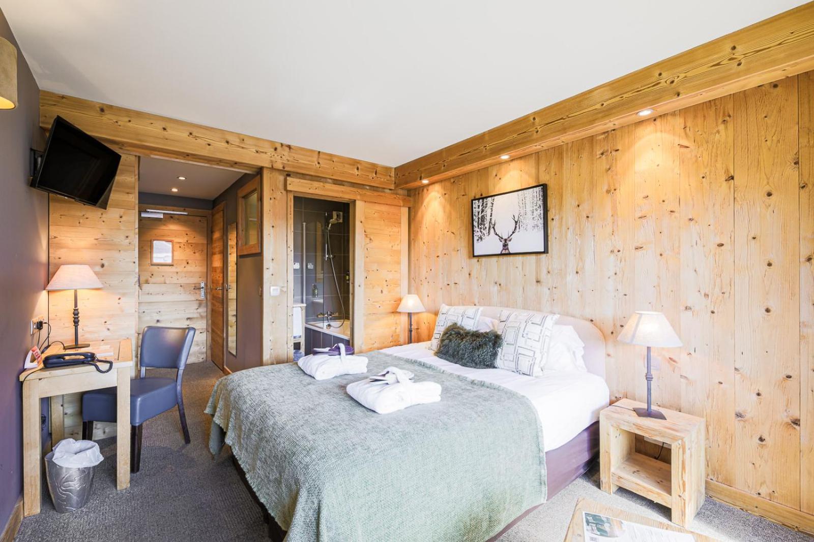 Hotel Et Spa Les Clarines 科朗松昂韦尔科尔 外观 照片